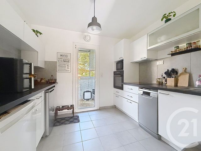 Appartement F3 à vendre - 3 pièces - 71.87 m2 - FREJUS - 83 - PROVENCE-ALPES-COTE-D-AZUR - Century 21 Sud Habitat