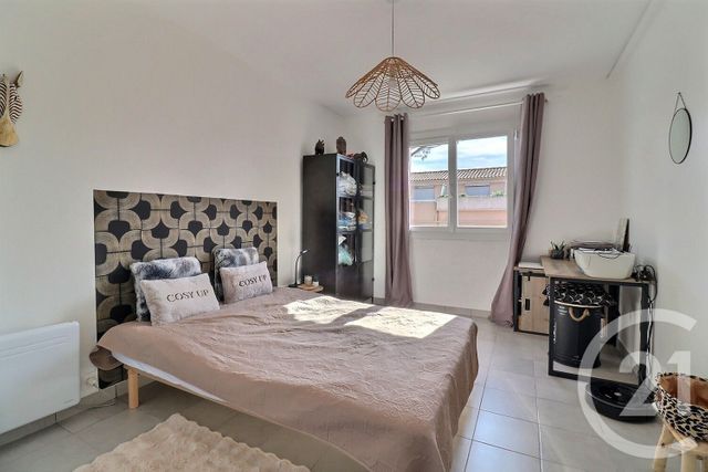 Appartement F3 à vendre - 3 pièces - 71.87 m2 - FREJUS - 83 - PROVENCE-ALPES-COTE-D-AZUR - Century 21 Sud Habitat