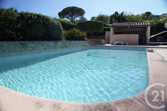 maison à vendre - 5 pièces - 150.37 m2 - LES ISSAMBRES - 83 - PROVENCE-ALPES-COTE-D-AZUR - Century 21 Sud Habitat