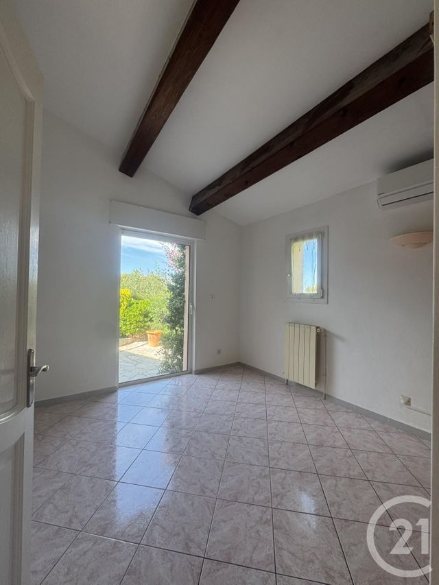 maison à vendre - 5 pièces - 150.37 m2 - LES ISSAMBRES - 83 - PROVENCE-ALPES-COTE-D-AZUR - Century 21 Sud Habitat