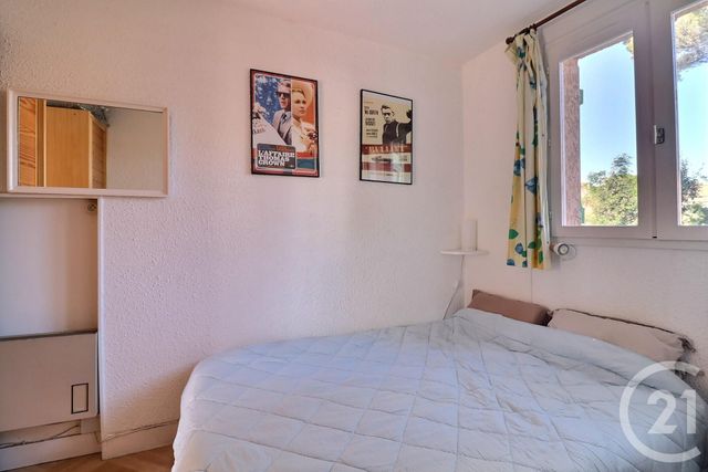 Appartement F1 bis à vendre - 2 pièces - 31.14 m2 - FREJUS - 83 - PROVENCE-ALPES-COTE-D-AZUR - Century 21 Sud Habitat