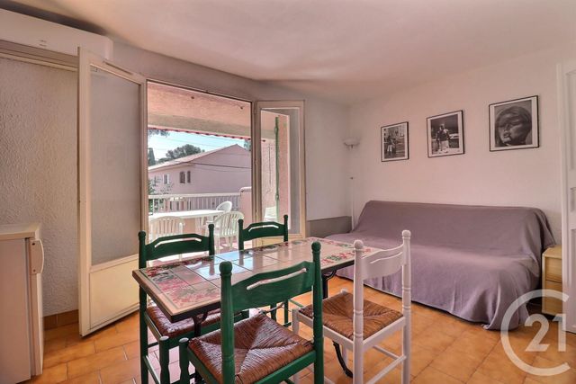 Appartement F1 bis à vendre - 2 pièces - 31.14 m2 - FREJUS - 83 - PROVENCE-ALPES-COTE-D-AZUR - Century 21 Sud Habitat