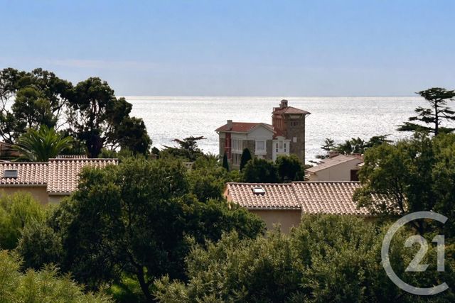 Appartement T2 à vendre - 2 pièces - 35.0 m2 - FREJUS - 83 - PROVENCE-ALPES-COTE-D-AZUR - Century 21 Sud Habitat