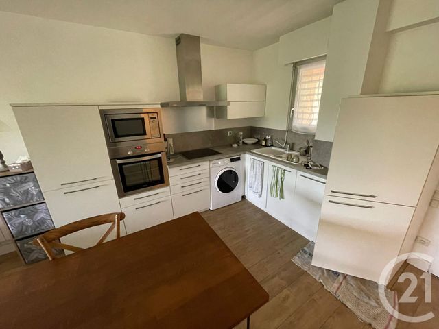 Appartement T2 à vendre - 2 pièces - 44.0 m2 - ST RAPHAEL - 83 - PROVENCE-ALPES-COTE-D-AZUR - Century 21 Sud Habitat
