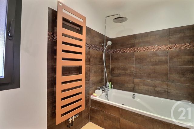 maison à vendre - 6 pièces - 148.0 m2 - FREJUS - 83 - PROVENCE-ALPES-COTE-D-AZUR - Century 21 Sud Habitat