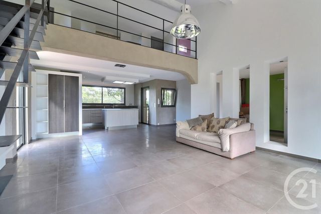 maison à vendre - 6 pièces - 148.0 m2 - FREJUS - 83 - PROVENCE-ALPES-COTE-D-AZUR - Century 21 Sud Habitat