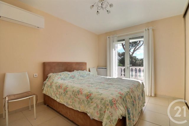 maison à vendre - 4 pièces - 100.0 m2 - FREJUS - 83 - PROVENCE-ALPES-COTE-D-AZUR - Century 21 Sud Habitat