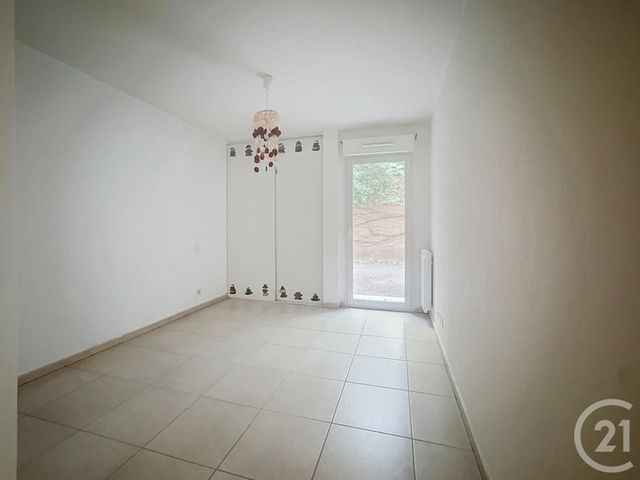 Appartement T3 à vendre - 3 pièces - 73.37 m2 - FREJUS - 83 - PROVENCE-ALPES-COTE-D-AZUR - Century 21 Sud Habitat