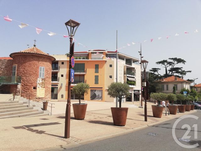 maison à vendre - 3 pièces - 60.0 m2 - FREJUS - 83 - PROVENCE-ALPES-COTE-D-AZUR - Century 21 Sud Habitat