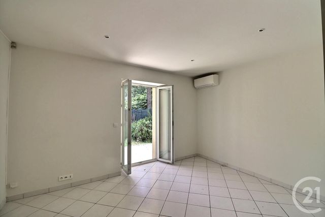 maison à vendre - 5 pièces - 131.0 m2 - FREJUS - 83 - PROVENCE-ALPES-COTE-D-AZUR - Century 21 Sud Habitat