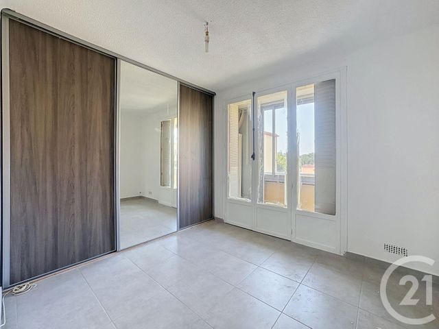 Appartement T4 à vendre - 71 pièces - 71.0 m2 - FREJUS - 83 - PROVENCE-ALPES-COTE-D-AZUR - Century 21 Sud Habitat