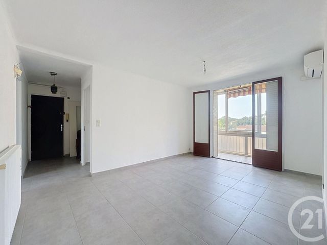 Appartement T4 à vendre - 71 pièces - 71.0 m2 - FREJUS - 83 - PROVENCE-ALPES-COTE-D-AZUR - Century 21 Sud Habitat