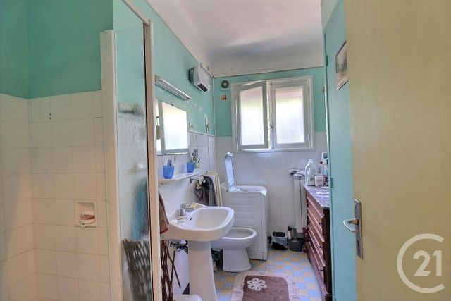 maison à vendre - 7 pièces - 191.0 m2 - FREJUS - 83 - PROVENCE-ALPES-COTE-D-AZUR - Century 21 Sud Habitat