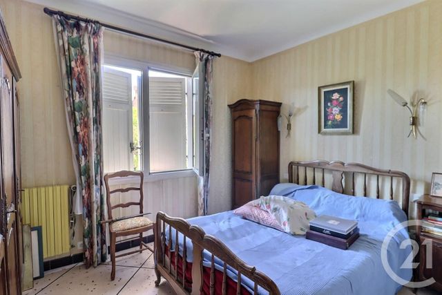 maison à vendre - 7 pièces - 191.0 m2 - FREJUS - 83 - PROVENCE-ALPES-COTE-D-AZUR - Century 21 Sud Habitat