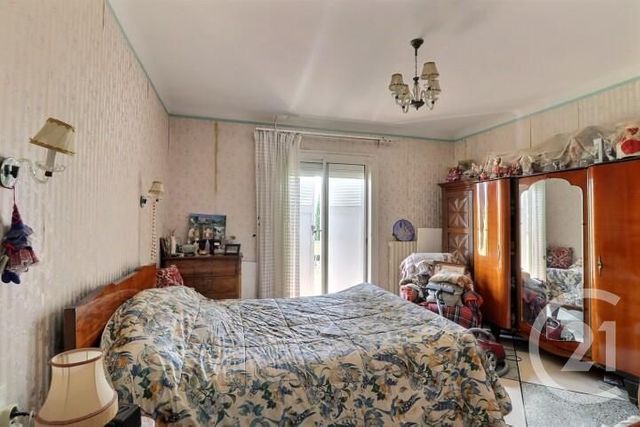 maison à vendre - 7 pièces - 191.0 m2 - FREJUS - 83 - PROVENCE-ALPES-COTE-D-AZUR - Century 21 Sud Habitat