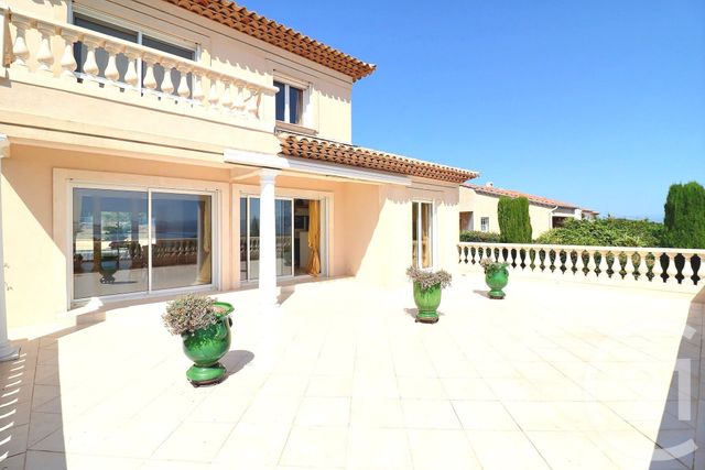 maison à vendre - 6 pièces - 245.0 m2 - FREJUS - 83 - PROVENCE-ALPES-COTE-D-AZUR - Century 21 Sud Habitat
