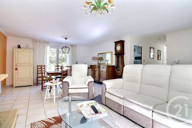 maison à vendre - 4 pièces - 110.0 m2 - FREJUS - 83 - PROVENCE-ALPES-COTE-D-AZUR - Century 21 Sud Habitat