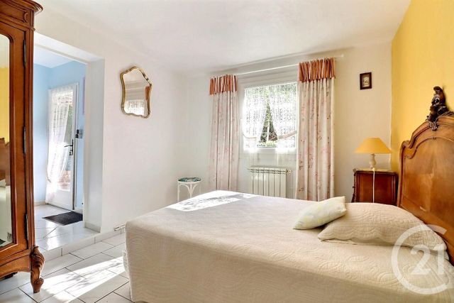 maison à vendre - 4 pièces - 110.0 m2 - FREJUS - 83 - PROVENCE-ALPES-COTE-D-AZUR - Century 21 Sud Habitat