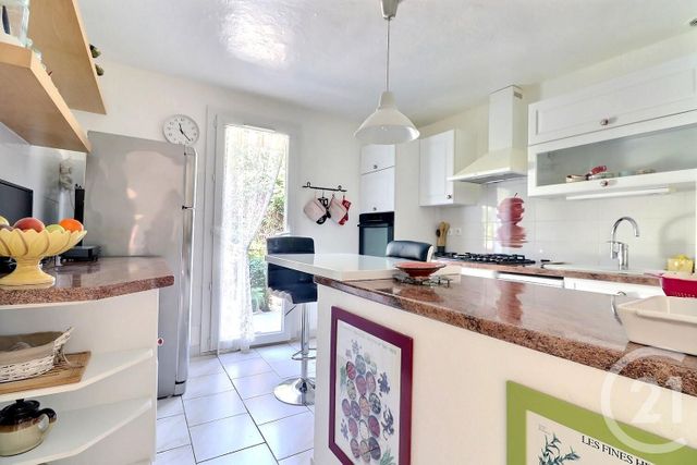 maison à vendre - 4 pièces - 110.0 m2 - FREJUS - 83 - PROVENCE-ALPES-COTE-D-AZUR - Century 21 Sud Habitat