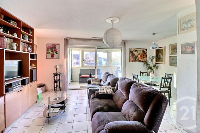 Appartement T4 à vendre - 4 pièces - 76.21 m2 - PUGET SUR ARGENS - 83 - PROVENCE-ALPES-COTE-D-AZUR - Century 21 Sud Habitat