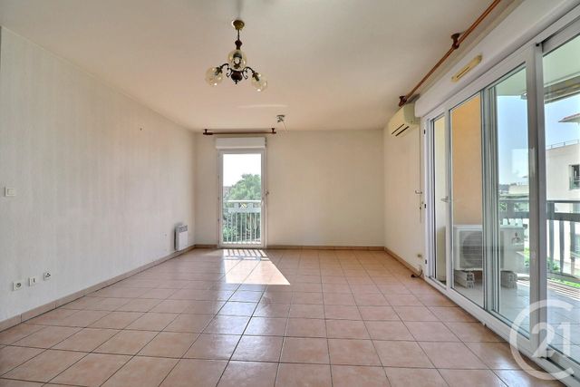 Appartement T4 à vendre - 4 pièces - 83.0 m2 - FREJUS - 83 - PROVENCE-ALPES-COTE-D-AZUR - Century 21 Sud Habitat