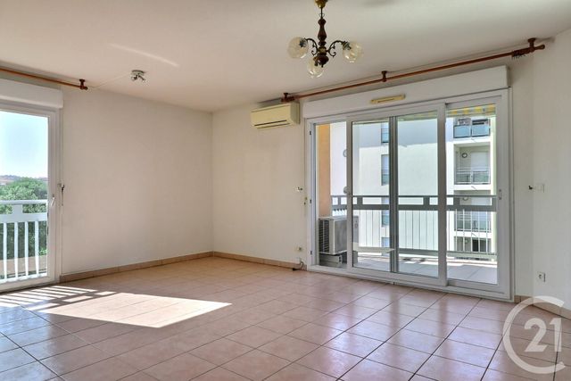 Appartement T4 à vendre - 4 pièces - 83.0 m2 - FREJUS - 83 - PROVENCE-ALPES-COTE-D-AZUR - Century 21 Sud Habitat