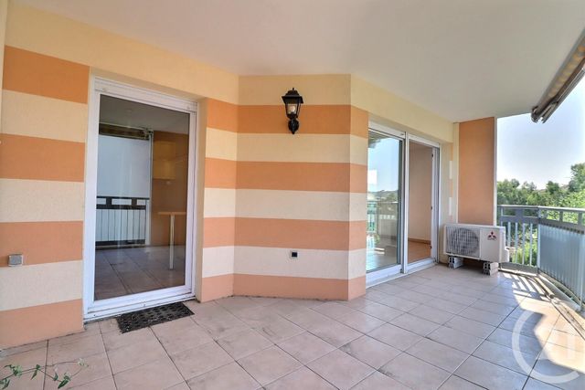 Appartement T4 à vendre - 4 pièces - 83.0 m2 - FREJUS - 83 - PROVENCE-ALPES-COTE-D-AZUR - Century 21 Sud Habitat