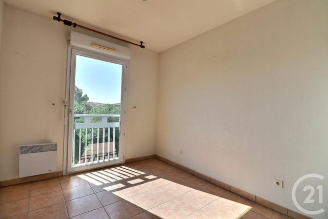 Appartement T4 à vendre - 4 pièces - 83.0 m2 - FREJUS - 83 - PROVENCE-ALPES-COTE-D-AZUR - Century 21 Sud Habitat