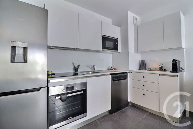 Appartement F3 à vendre - 3 pièces - 56.46 m2 - FREJUS - 83 - PROVENCE-ALPES-COTE-D-AZUR - Century 21 Sud Habitat