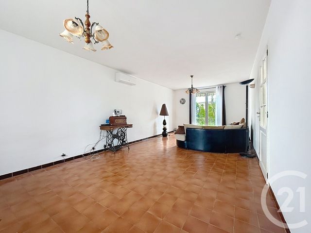 maison à vendre - 4 pièces - 110.0 m2 - LE MUY - 83 - PROVENCE-ALPES-COTE-D-AZUR - Century 21 Sud Habitat