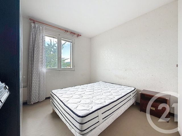 maison à vendre - 4 pièces - 110.0 m2 - LE MUY - 83 - PROVENCE-ALPES-COTE-D-AZUR - Century 21 Sud Habitat