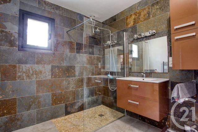 maison à vendre - 6 pièces - 200.0 m2 - PUGET SUR ARGENS - 83 - PROVENCE-ALPES-COTE-D-AZUR - Century 21 Sud Habitat