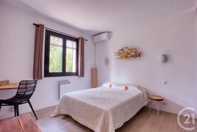 maison à vendre - 6 pièces - 200.0 m2 - PUGET SUR ARGENS - 83 - PROVENCE-ALPES-COTE-D-AZUR - Century 21 Sud Habitat