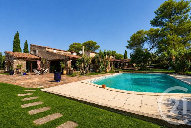 maison à vendre - 12 pièces - 500.0 m2 - FREJUS - 83 - PROVENCE-ALPES-COTE-D-AZUR - Century 21 Sud Habitat