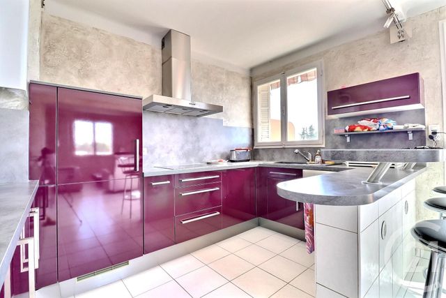 Appartement T3 à vendre - 3 pièces - 64.8 m2 - ST RAPHAEL - 83 - PROVENCE-ALPES-COTE-D-AZUR - Century 21 Sud Habitat