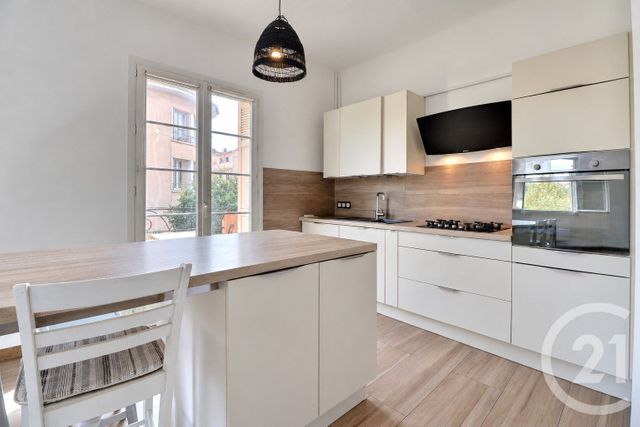 Appartement T2 à vendre - 2 pièces - 63.0 m2 - ST RAPHAEL - 83 - PROVENCE-ALPES-COTE-D-AZUR - Century 21 Sud Habitat