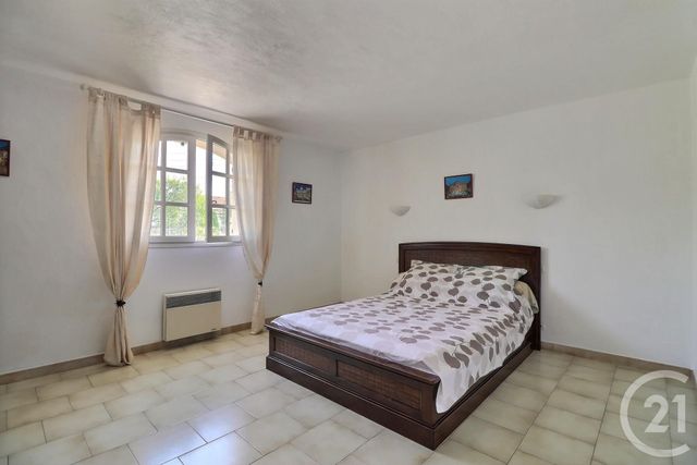 maison à vendre - 5 pièces - 202.0 m2 - FREJUS - 83 - PROVENCE-ALPES-COTE-D-AZUR - Century 21 Sud Habitat