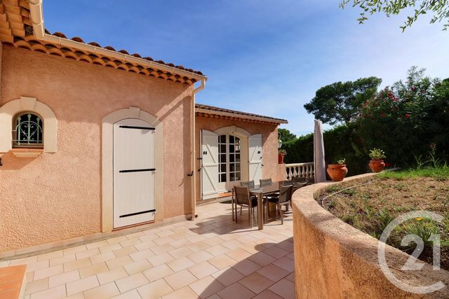 maison à vendre - 5 pièces - 202.0 m2 - FREJUS - 83 - PROVENCE-ALPES-COTE-D-AZUR - Century 21 Sud Habitat