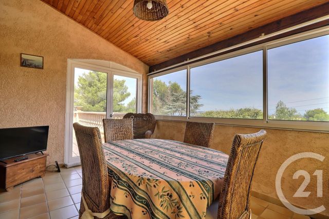 maison à vendre - 5 pièces - 202.0 m2 - FREJUS - 83 - PROVENCE-ALPES-COTE-D-AZUR - Century 21 Sud Habitat