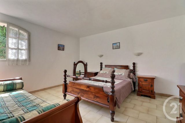 maison à vendre - 5 pièces - 202.0 m2 - FREJUS - 83 - PROVENCE-ALPES-COTE-D-AZUR - Century 21 Sud Habitat