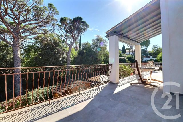 maison à vendre - 9 pièces - 151.0 m2 - FREJUS - 83 - PROVENCE-ALPES-COTE-D-AZUR - Century 21 Sud Habitat