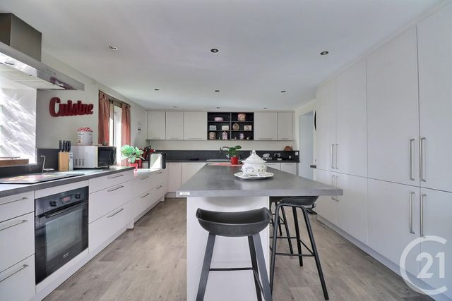 maison à vendre - 9 pièces - 151.0 m2 - FREJUS - 83 - PROVENCE-ALPES-COTE-D-AZUR - Century 21 Sud Habitat