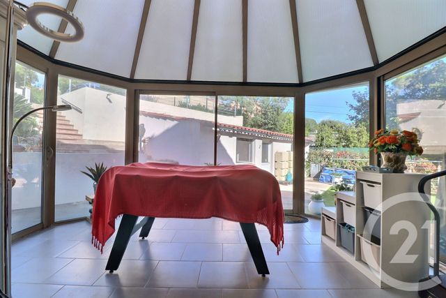 maison à vendre - 9 pièces - 151.0 m2 - FREJUS - 83 - PROVENCE-ALPES-COTE-D-AZUR - Century 21 Sud Habitat
