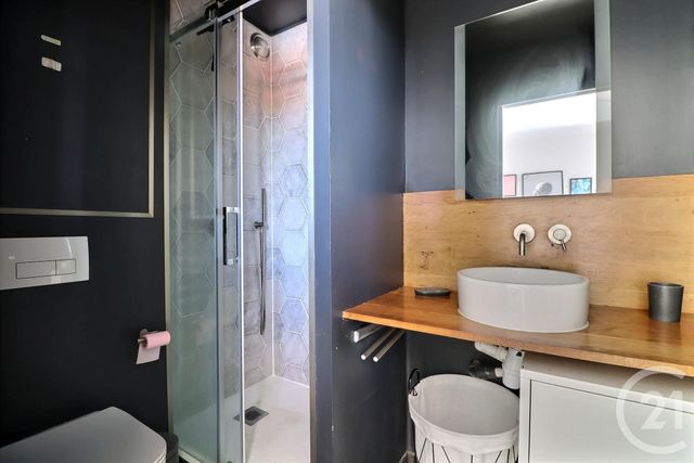 Appartement T2 à vendre - 2 pièces - 32.65 m2 - FREJUS - 83 - PROVENCE-ALPES-COTE-D-AZUR - Century 21 Sud Habitat