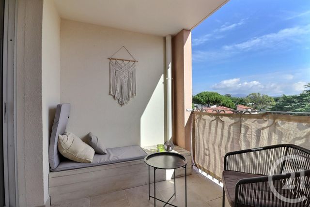 Appartement T2 à vendre - 2 pièces - 32.65 m2 - FREJUS - 83 - PROVENCE-ALPES-COTE-D-AZUR - Century 21 Sud Habitat